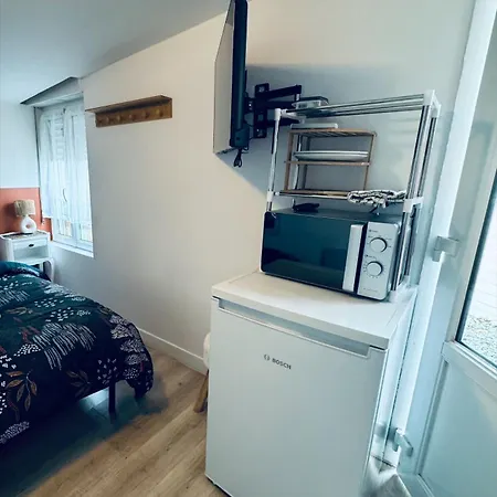 Le Cocon De La Baie 住宿加早餐酒店 3*